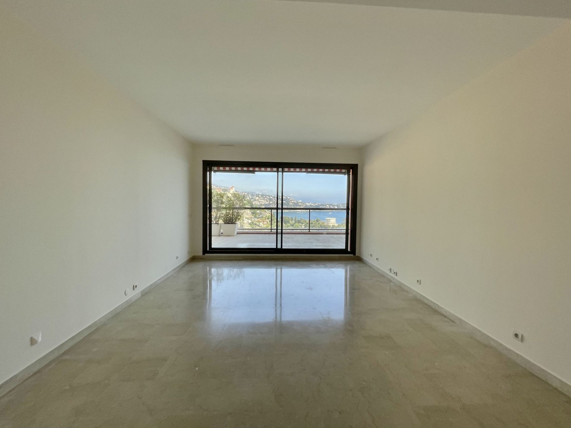 appartamento 2 Camere in affitto su MONACO (98000)
