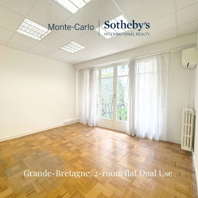 The Grande-Bretagne, a 2-room apartment for mixed use in a ‘bourgeoise’ residence